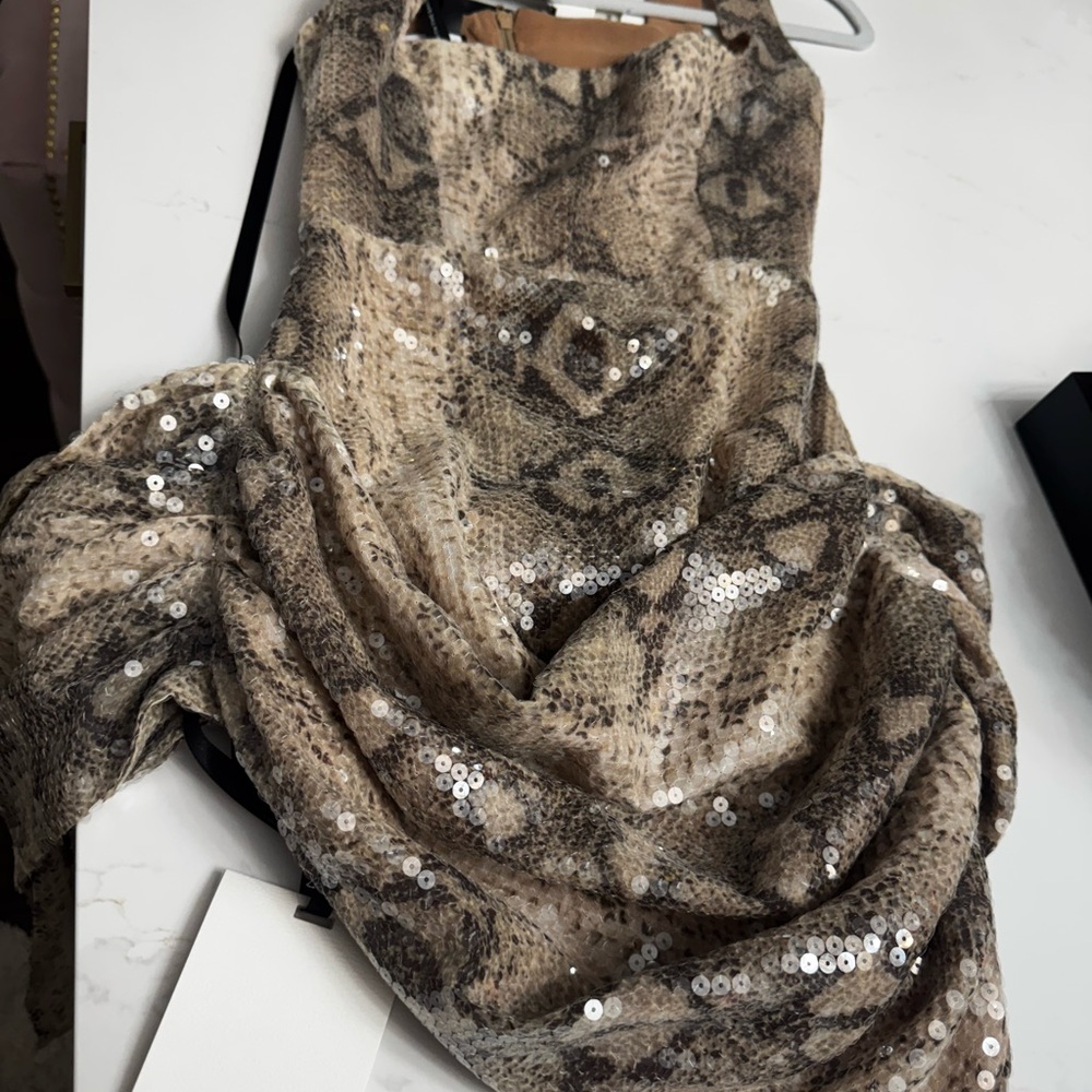 The Dolls House “Cindy Dress in Slither” – Snake Print Sequin Mini - Picture 5 of 8